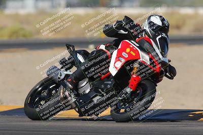 media/Nov-06-2023-Moto Forza (Mon) [[ce023d0744]]/3-Intermediate Group/Session 3 (Turn 16)/